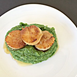 SCALLOPS WITH SPINACH PARSNIP MASH & RELAXATION